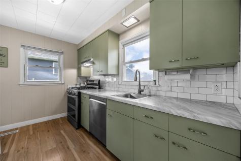 229 21st Street NW Cedar Rapids IA 52405