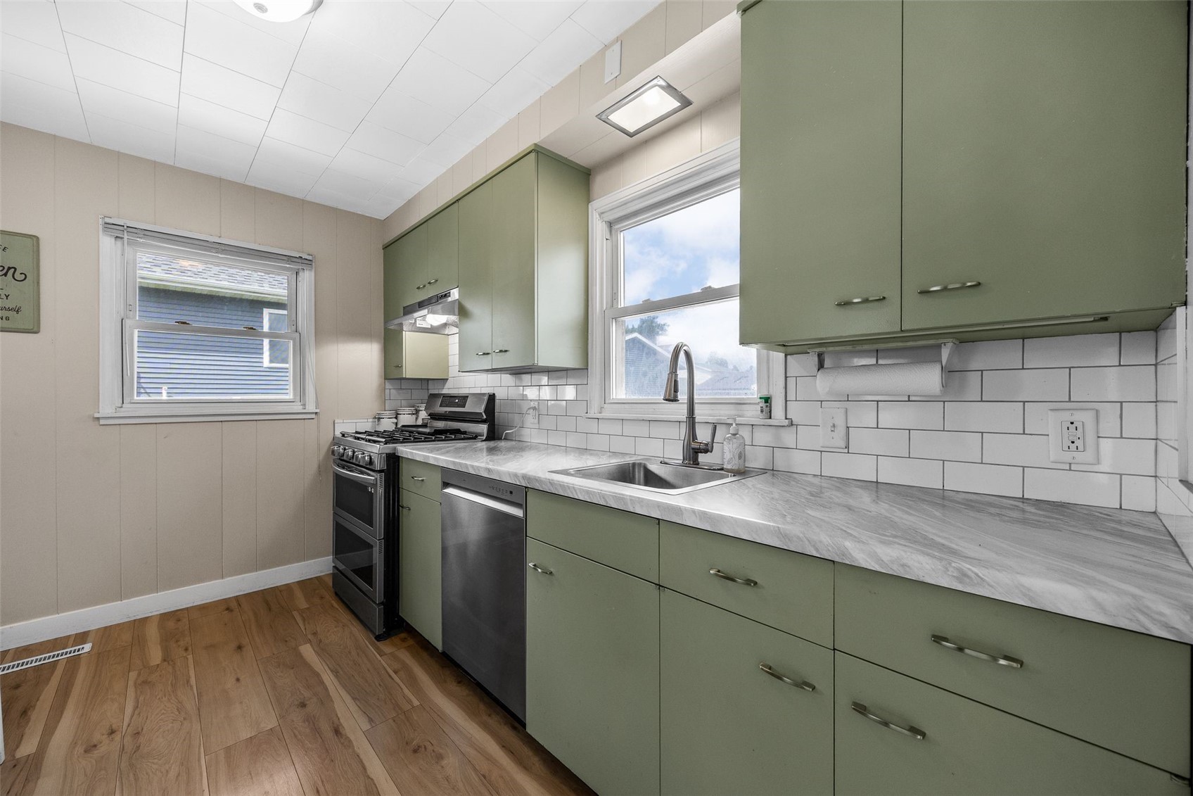 229 21st Street NW Cedar Rapids IA 52405