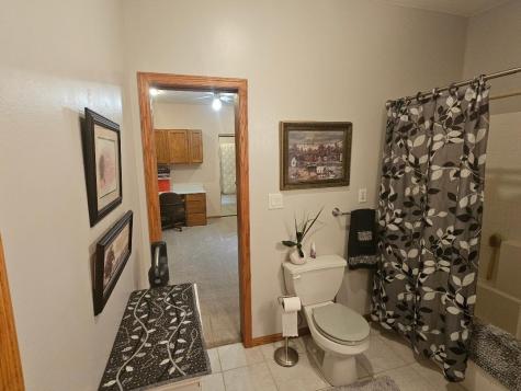 1326 Lakeshore Drive Brooklyn IA 52211