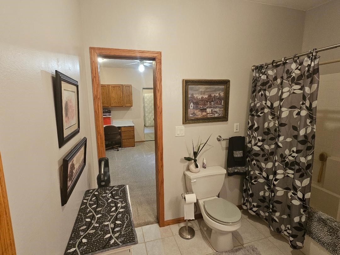 1326 Lakeshore Drive Brooklyn IA 52211