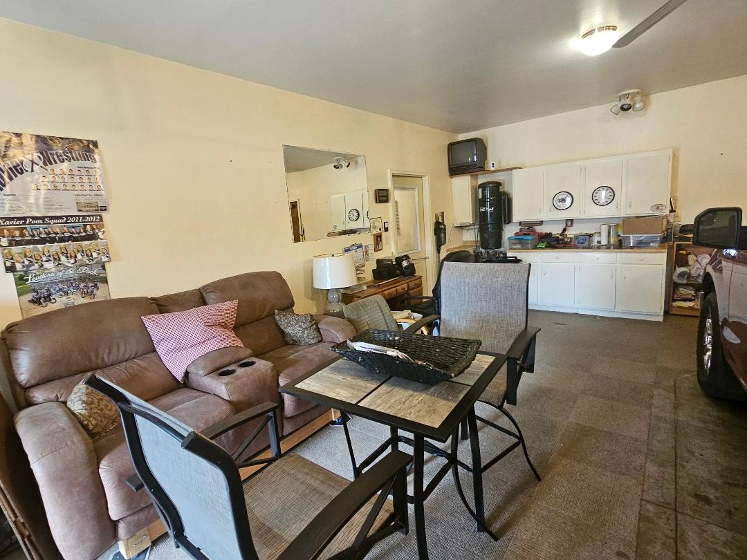1326 Lakeshore Drive Brooklyn IA 52211