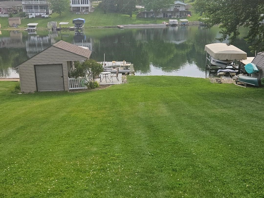 1326 Lakeshore Drive Brooklyn IA 52211