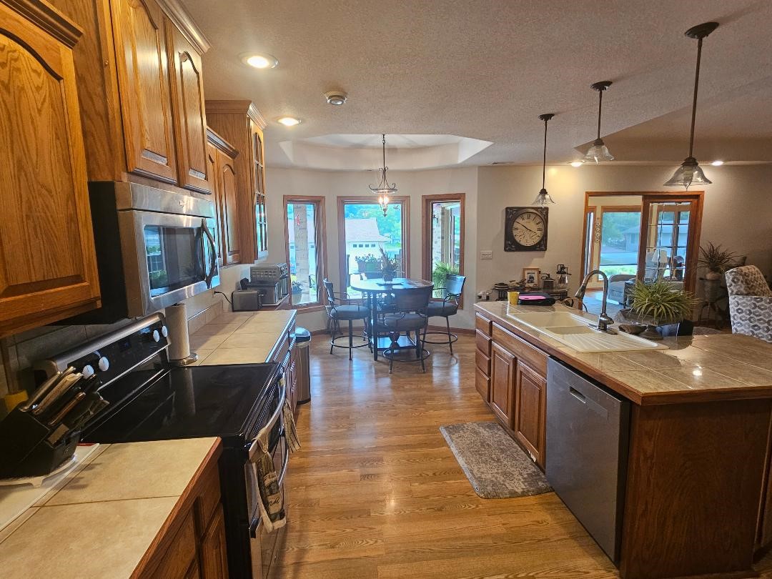 1326 Lakeshore Drive Brooklyn IA 52211