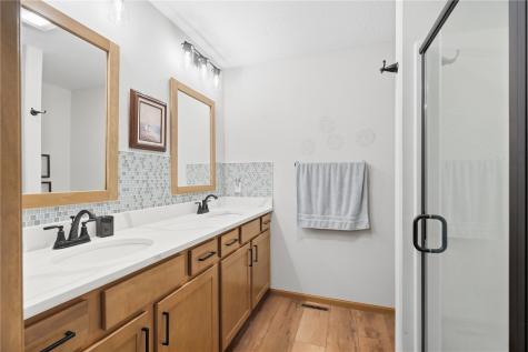 1318 Beringer Court NE Cedar Rapids IA 52402