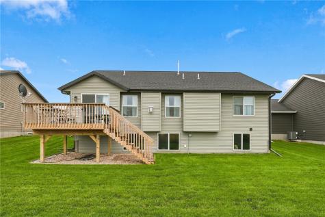 1318 Beringer Court NE Cedar Rapids IA 52402