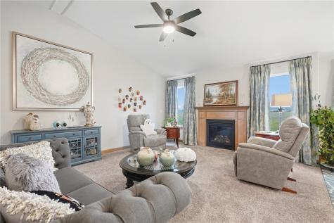 1318 Beringer Court NE Cedar Rapids IA 52402