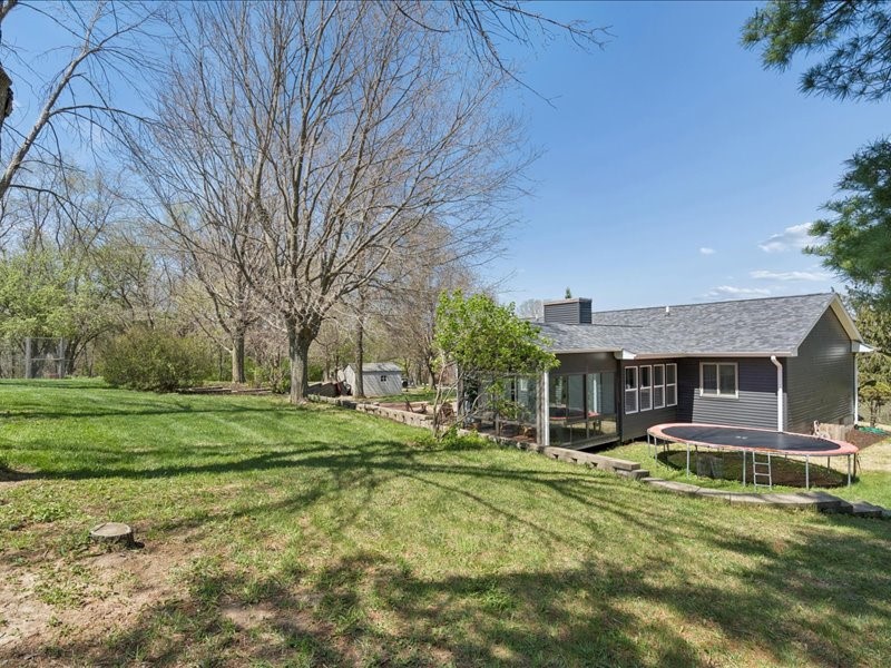 2698 Hidden Valley Trail NE Solon IA 52333