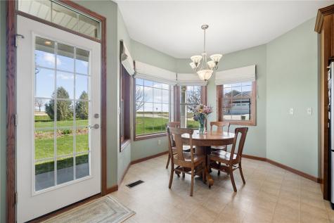 123 Cottage Drive Mechanicsville IA 52306