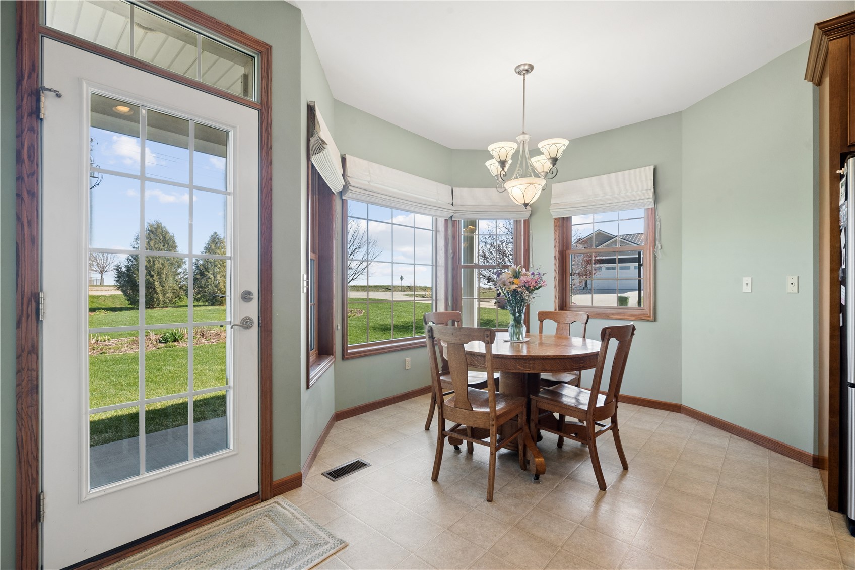 123 Cottage Drive Mechanicsville IA 52306