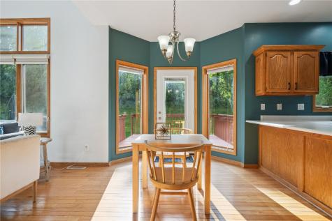 925 Rolling Creek Drive NE Cedar Rapids IA 52402