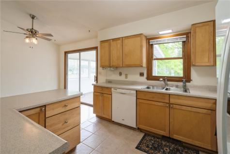 1510 26th Street NW Cedar Rapids IA 52405
