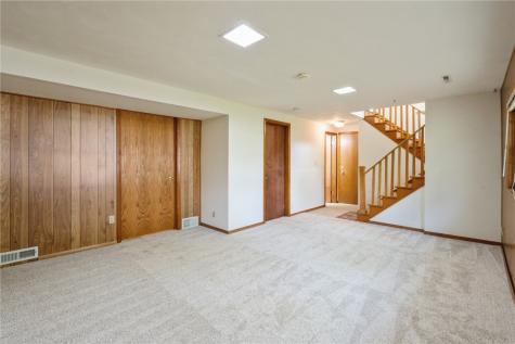 1510 26th Street NW Cedar Rapids IA 52405