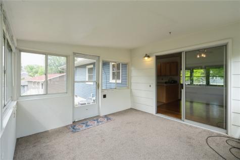 1510 26th Street NW Cedar Rapids IA 52405