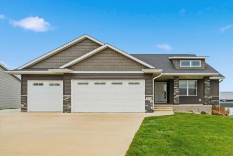 2773 Ridgeview Drive Palo IA 52324