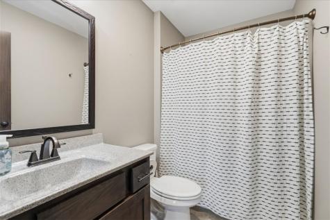 2773 Ridgeview Drive Palo IA 52324