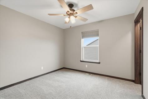 2773 Ridgeview Drive Palo IA 52324