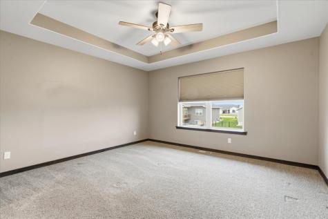 2773 Ridgeview Drive Palo IA 52324