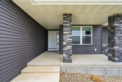 2773 Ridgeview Drive Palo IA 52324