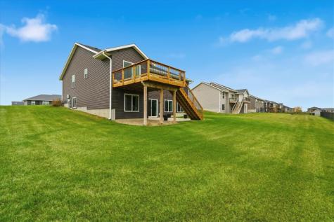 2773 Ridgeview Drive Palo IA 52324