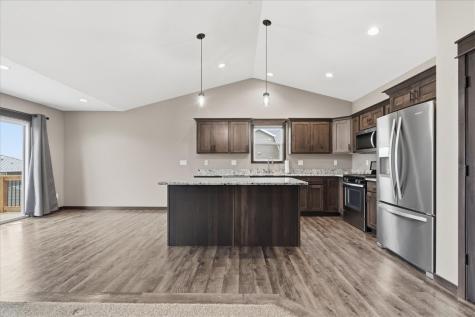 2773 Ridgeview Drive Palo IA 52324