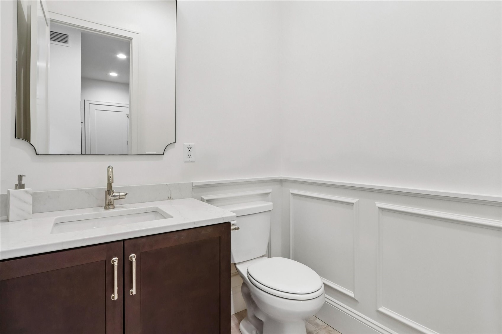 405 Macbride Trail Solon IA 52333