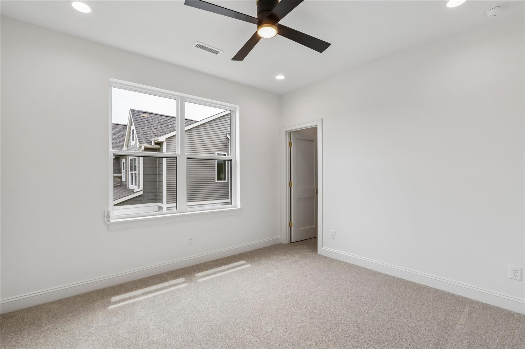 405 Macbride Trail Solon IA 52333