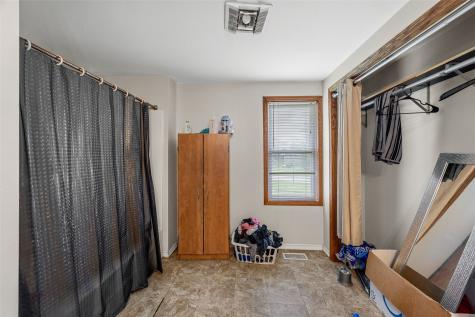 216 13th Street NW Cedar Rapids IA 52405
