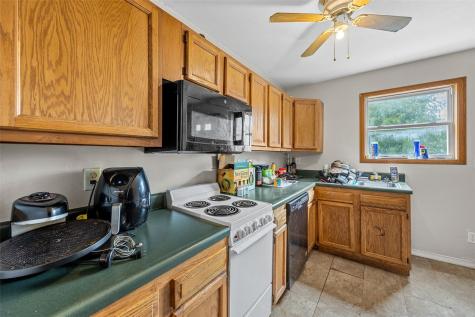 216 13th Street NW Cedar Rapids IA 52405