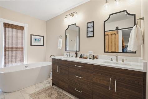 211 E Main Street Lisbon IA 52253
