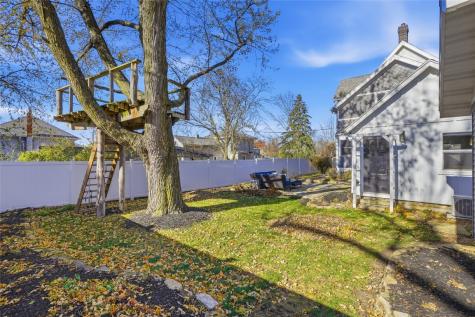 211 E Main Street Lisbon IA 52253