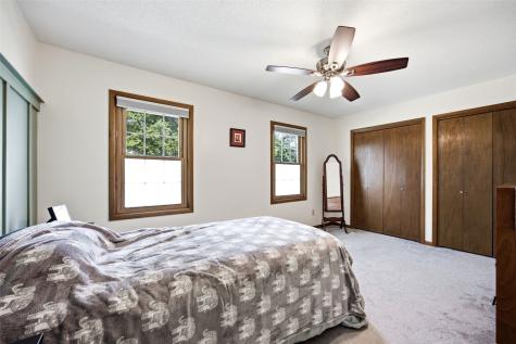 3200 Blue Ridge Drive NE Cedar Rapids IA 52402