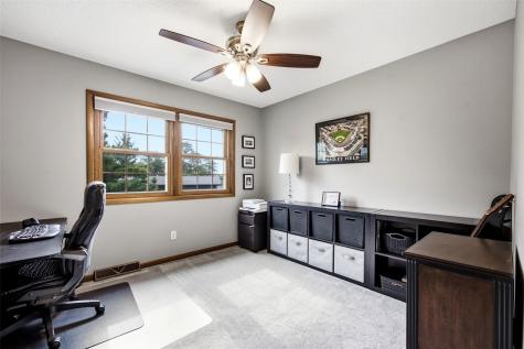 3200 Blue Ridge Drive NE Cedar Rapids IA 52402
