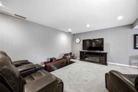 3200 Blue Ridge Drive NE Cedar Rapids IA 52402