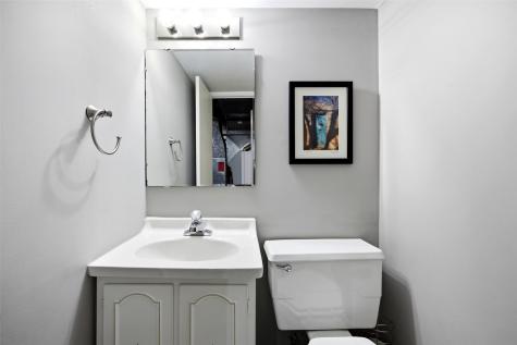3200 Blue Ridge Drive NE Cedar Rapids IA 52402