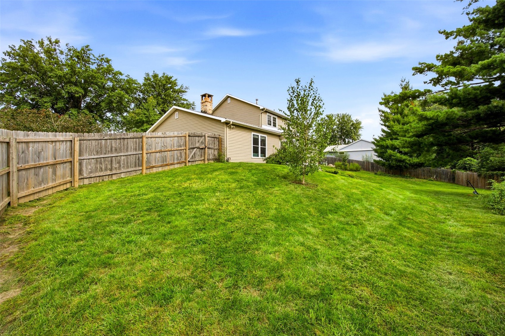 3200 Blue Ridge Drive NE Cedar Rapids IA 52402