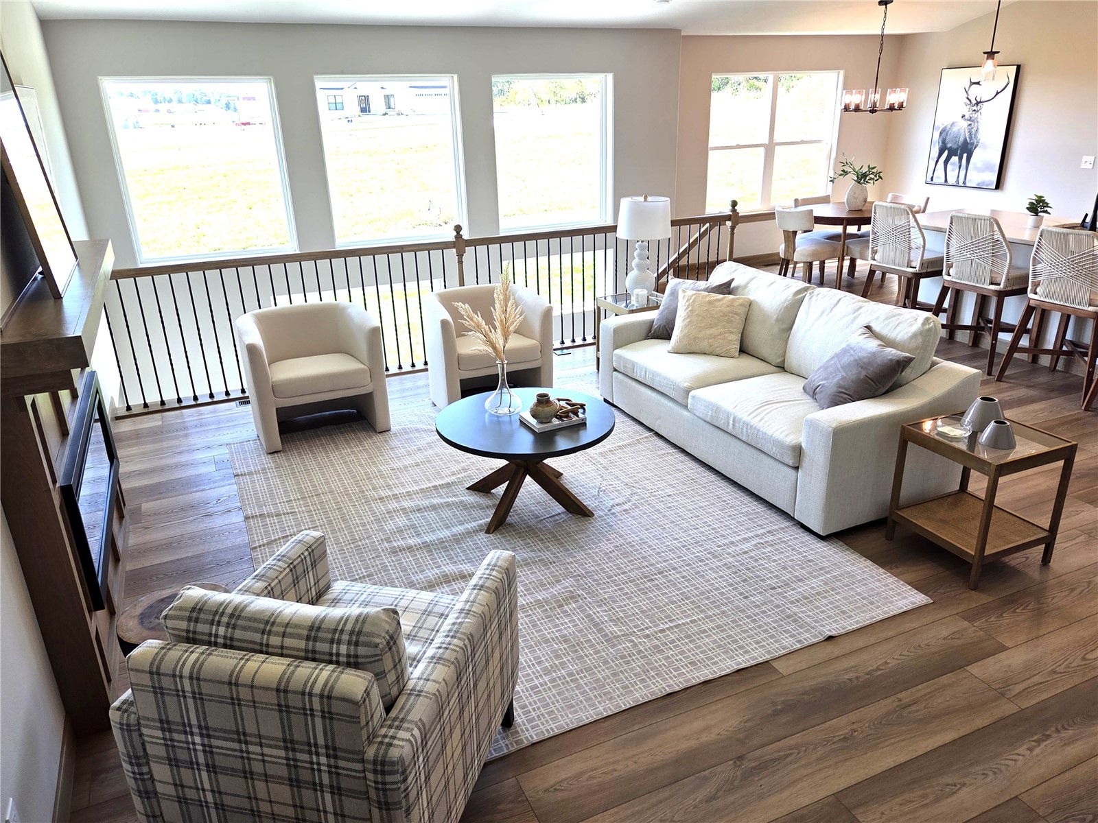 3329 Center Court Robins IA 52328