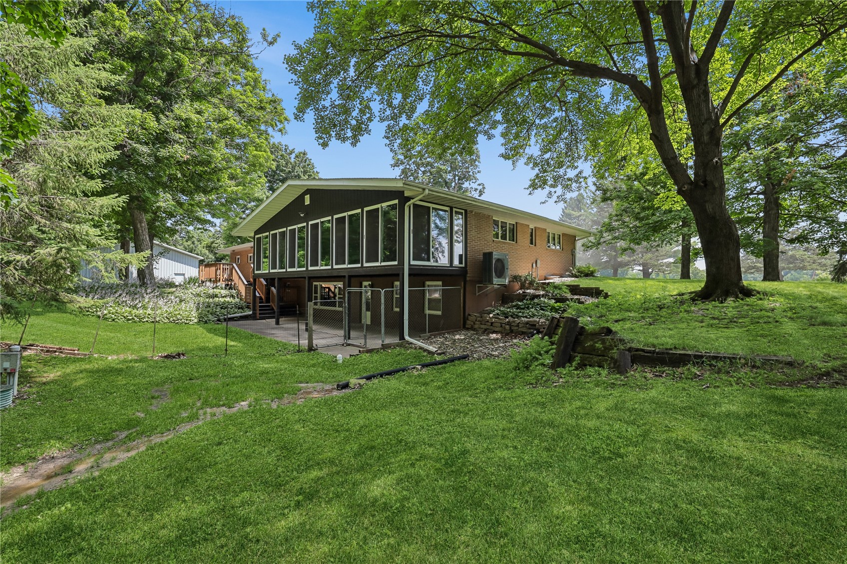 5995 30th Avenue Drive Vinton IA 52349