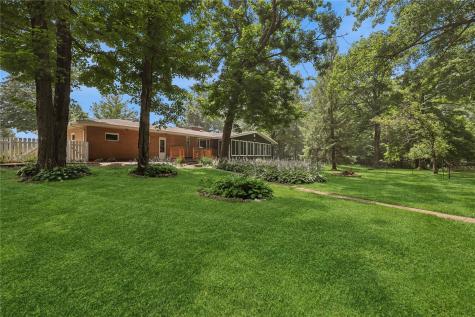 5995 30th Avenue Drive Vinton IA 52349