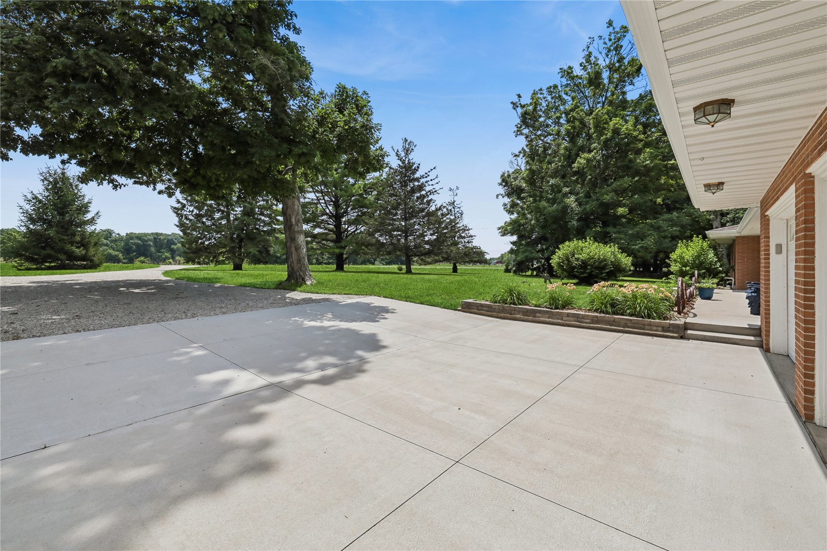 5995 30th Avenue Drive Vinton IA 52349