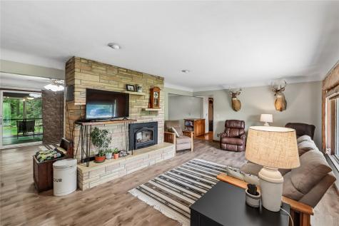 5995 30th Avenue Drive Vinton IA 52349
