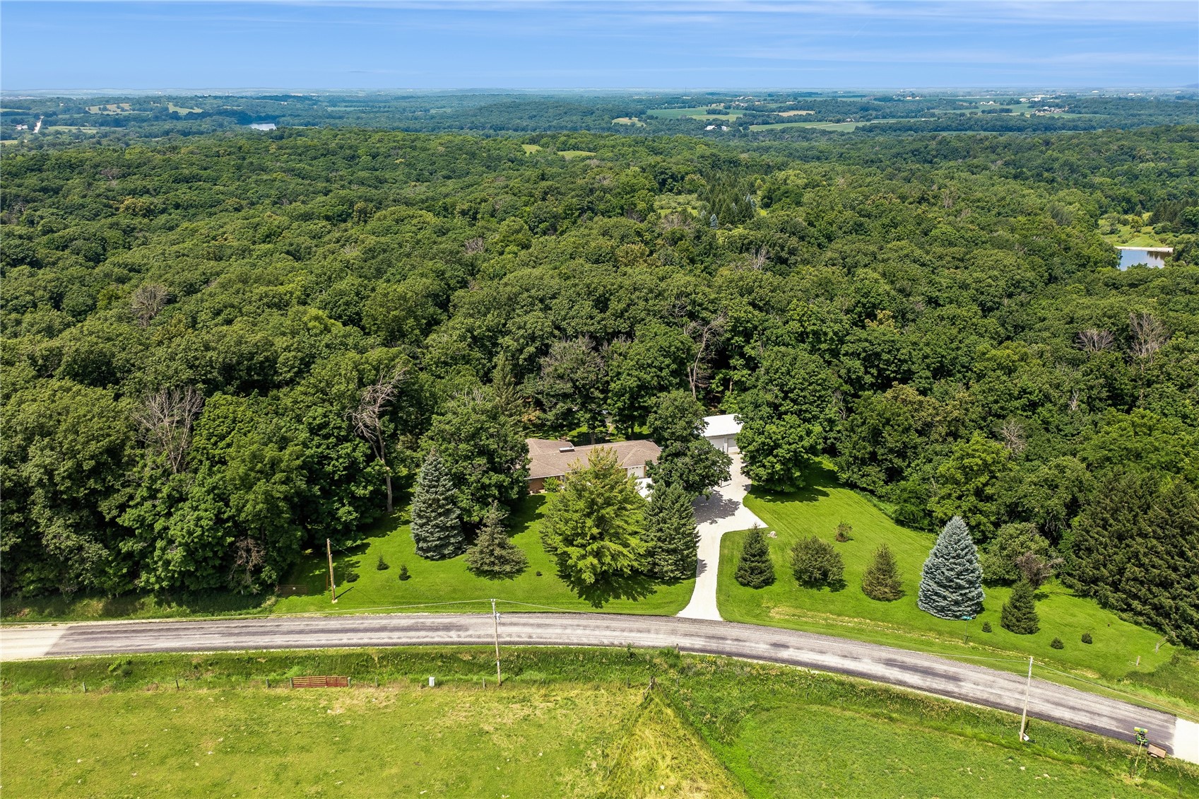 5995 30th Avenue Drive Vinton IA 52349
