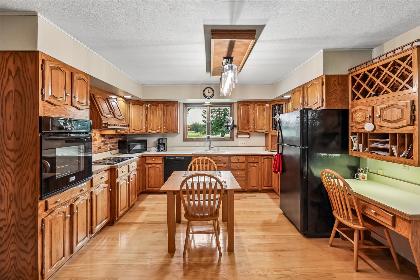 5995 30th Avenue Drive Vinton IA 52349