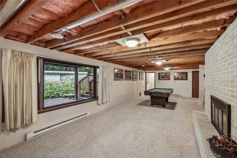 5995 30th Avenue Drive Vinton IA 52349