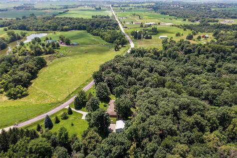 5995 30th Avenue Drive Vinton IA 52349