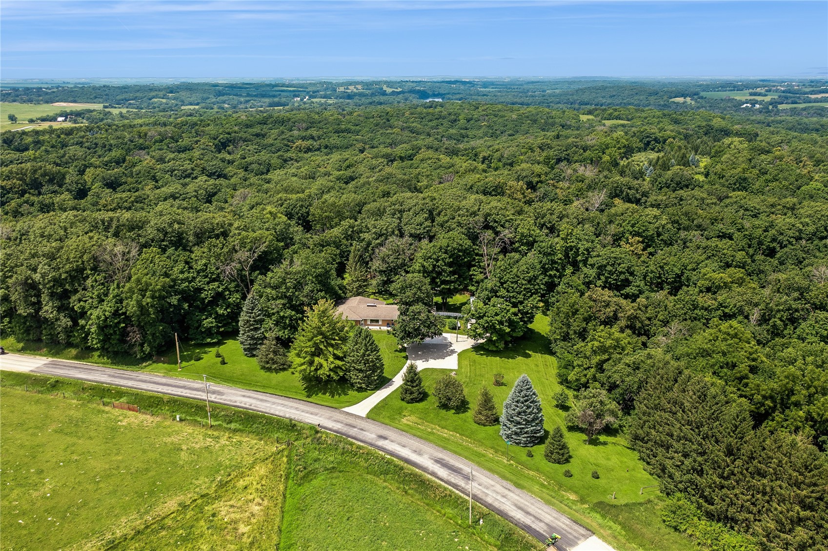 5995 30th Avenue Drive Vinton IA 52349