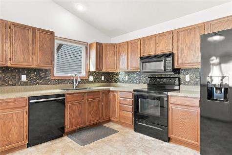 7400 Mallard Court Cedar Rapids IA 52402