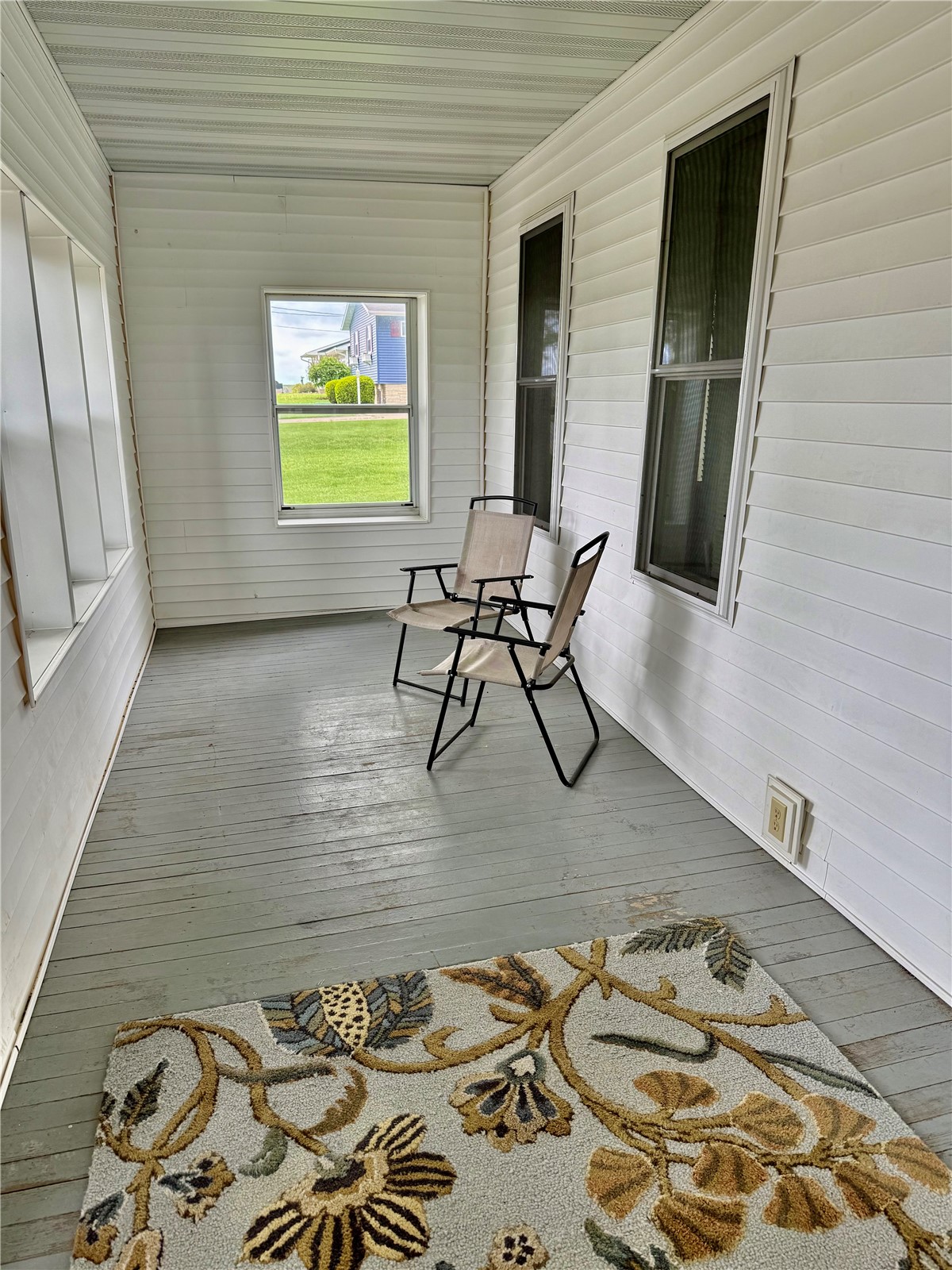 116 Main Street IA 52035