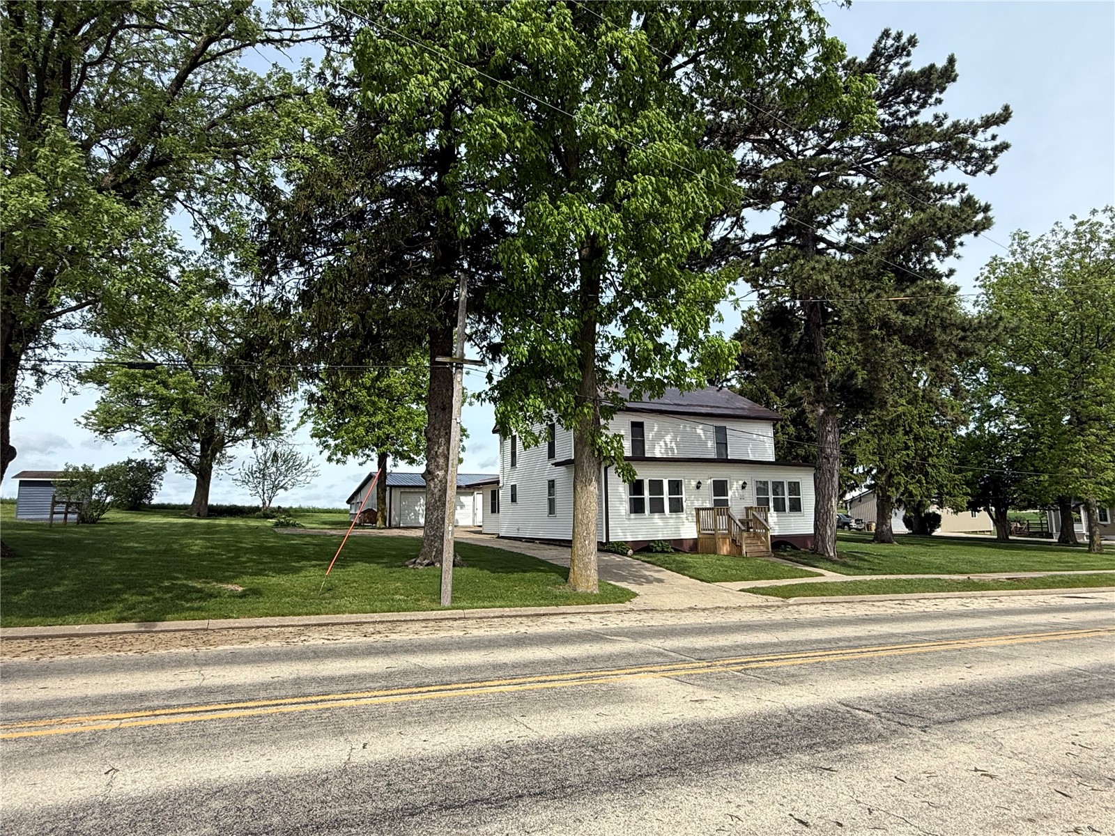 116 Main Street IA 52035