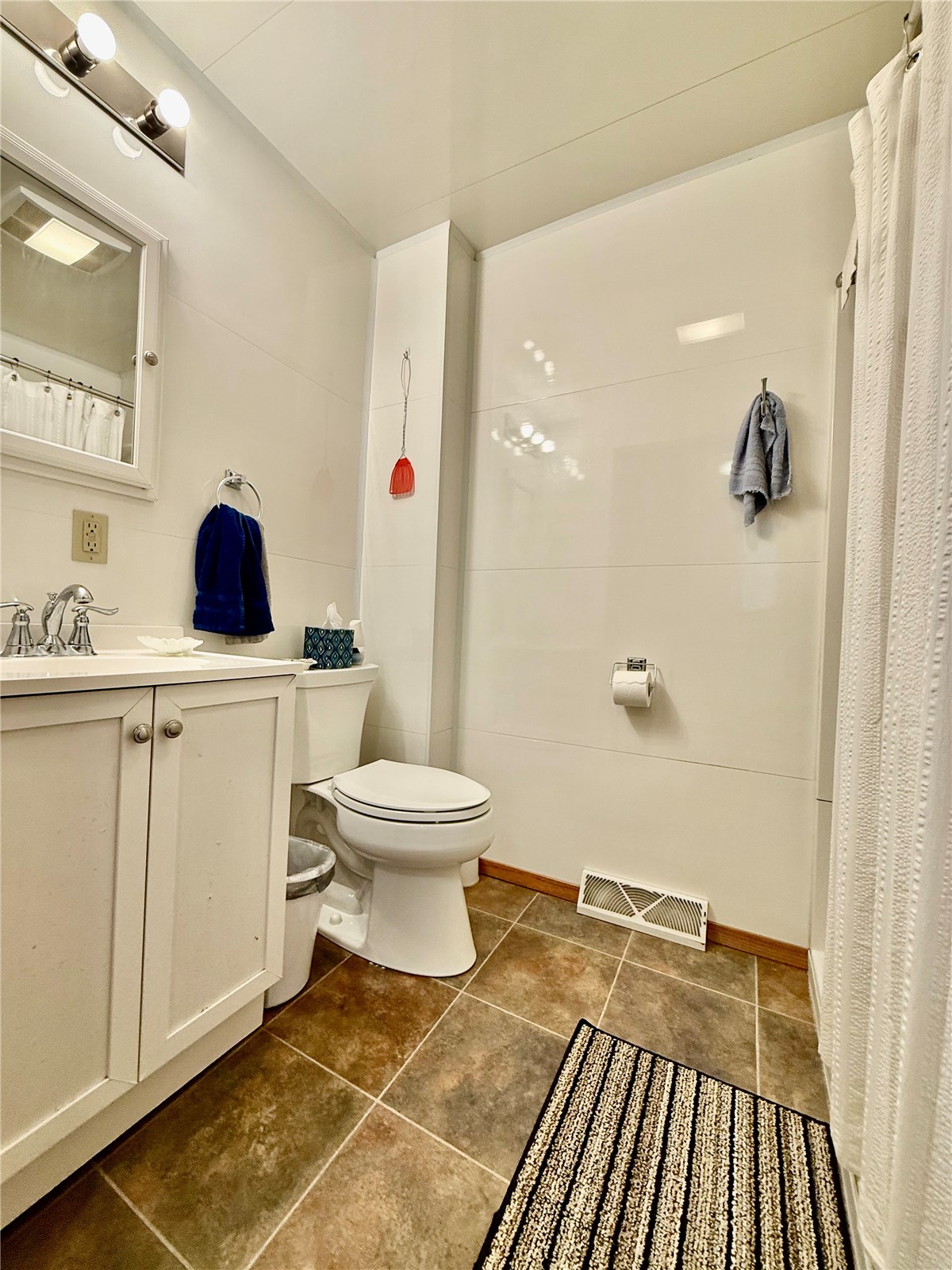 116 Main Street IA 52035