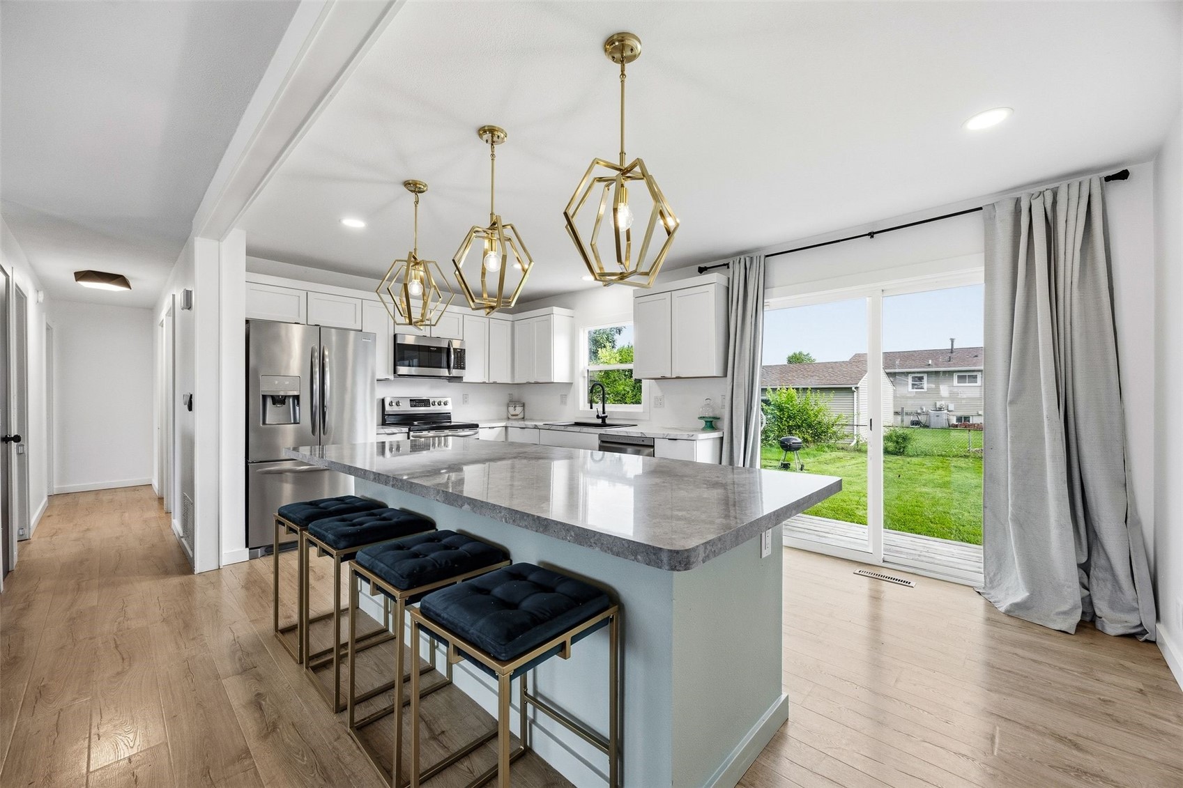 3716 Fir Tree Drive NE Cedar Rapids IA 52402